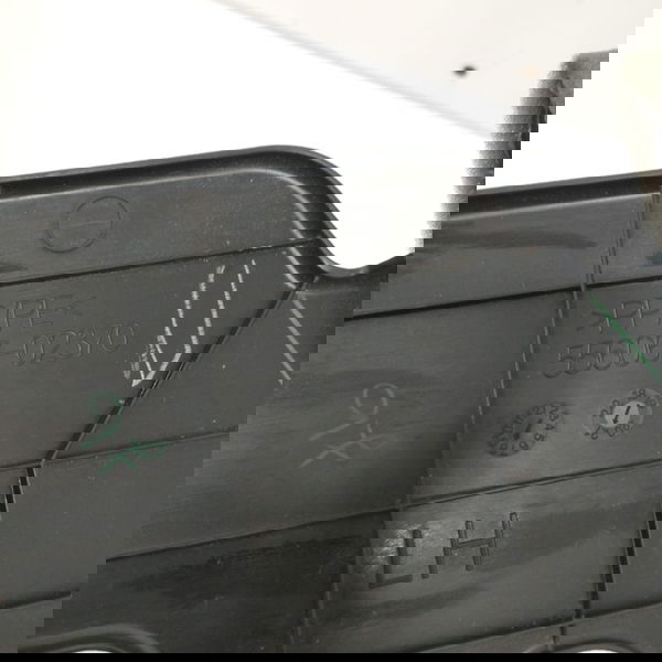 Acabamento Esquerdo Inferior Painel Toyota Corolla Xei 2022