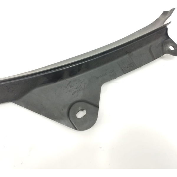 Moldura Direita Churrasqueira Bmw X1 2014