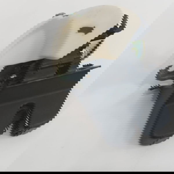 Fechadura Tampa Traseira Vw Jetta Gli 2021