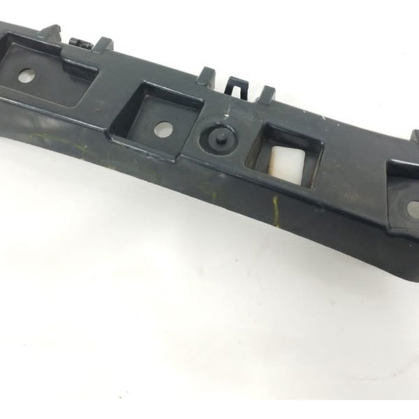 Guia Direito Parachoque Traseiro Ford Fusion 2015