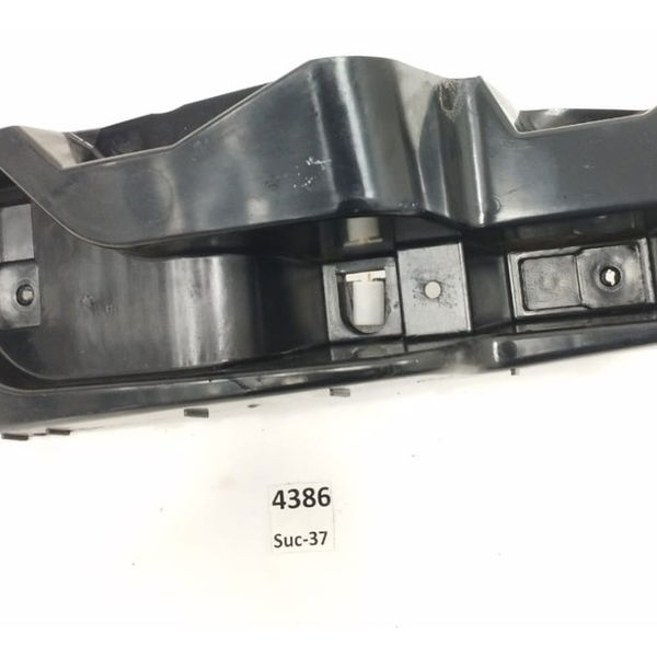 Guia Suporte Direito Parachoque Traseiro Ford Fusion 2015