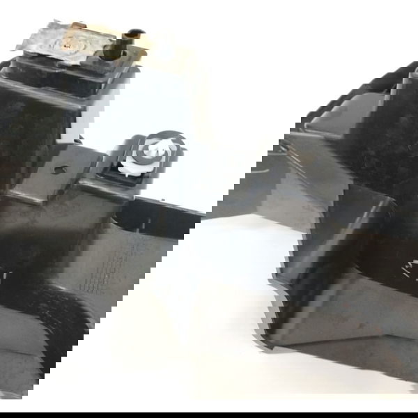Guia Suporte Esquerdo Parachoque Traseiro Ford Fusion 2015