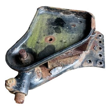 Suporte Esquerdo Mola Traseira Mercedes Benz 1938s 2004