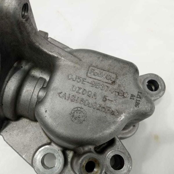Suporte Bomba Alta Pressão Motor Evoque 2.0 2014 2015