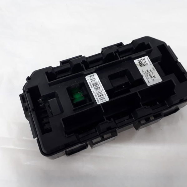 Caixa Fusível Rele Bmw 320i 2013