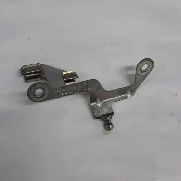 Suporte Tampa Motor Direito Cayenne V8 2003 2004 2005 2006
