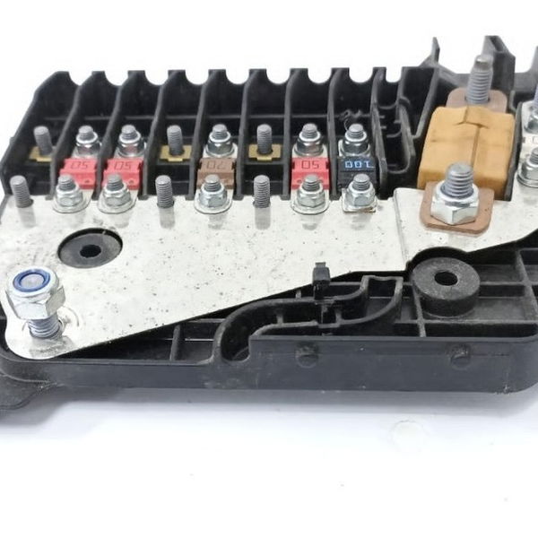 Placa Polo Bateria Ford Focus 2016