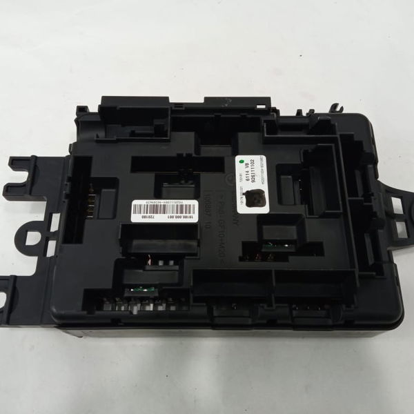 Caixa Fusível Bmw 118 2012  Cod 926111102