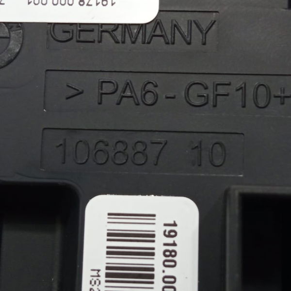 Caixa Fusível Bmw 118 2012  Cod 926111102