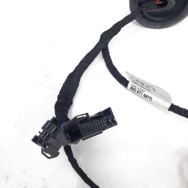 Chicote Traseiro Esquerdo Audi A1 2014 8x0971687