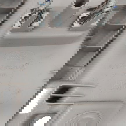 Acabamento Coluna Sinto Direito Ford Ka 1.0 2018 detalhe