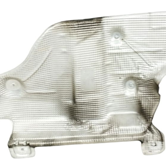 Defletor Protetor Calor Porsche Cayenne 3.6 2017 7p0825681a