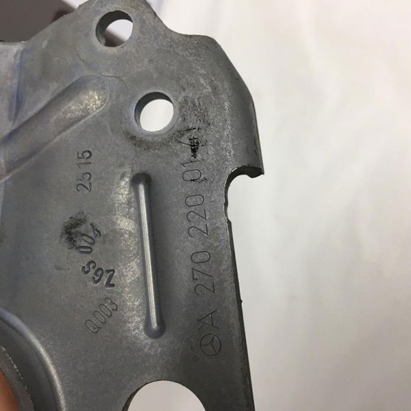 Suporte A2702200141 Mercedes Benz A200 1.6 2015