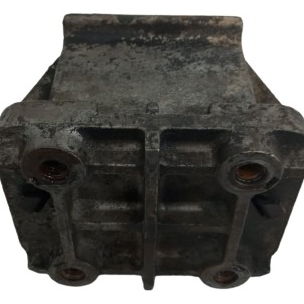 Suporte Caixa Esquerdo Cambio Mercedes Benz Axor 1933 2008