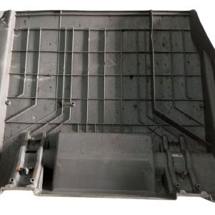 Paralama Traseiro Direito Mercedes Benz Axor 1933 2008