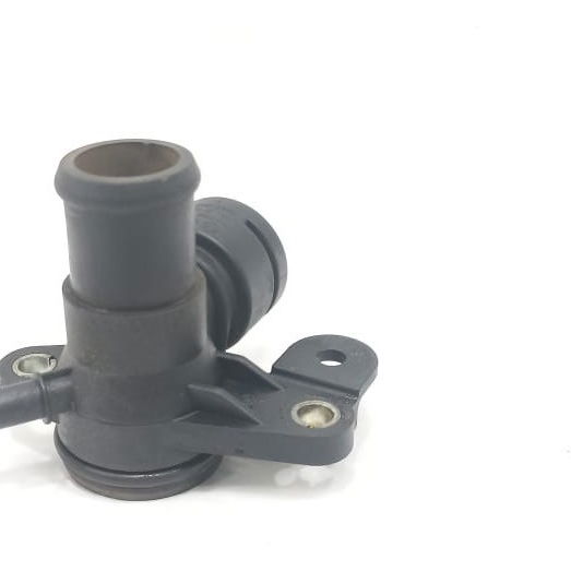 Flange De Água Cabeçote Vw Tiguan 2012 06j121132g