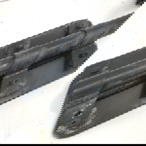 Suporte Filtro Ar Mercedes Benz Axor 1933 2008