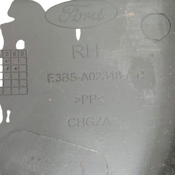 Acabamento Inferior Soleira Dianteira Direita Ford Ka 2015