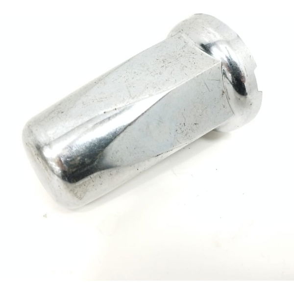 Capa Porca Roda Mercedes Benz Axor 1933 2012