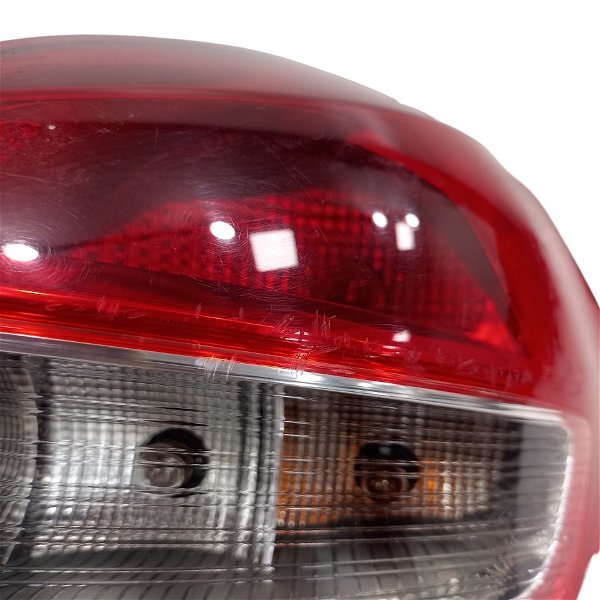 Lanterna Direita Ford Ka 2015