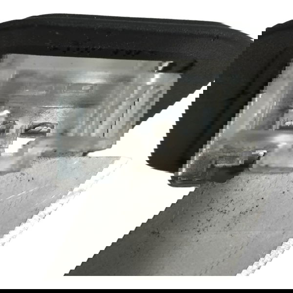 Luz Cortesia Banco Dianteiro Esquerdo Porsche Cayenne 2017
