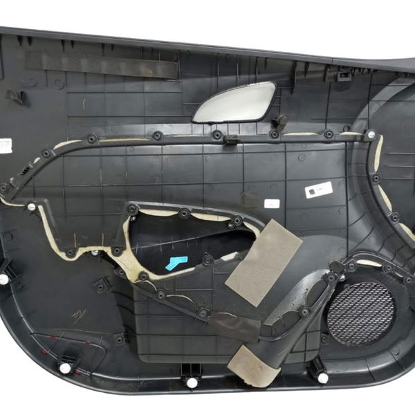Forro De Porta Dianteira Direita Hyundai Hb20 Hatch 2019
