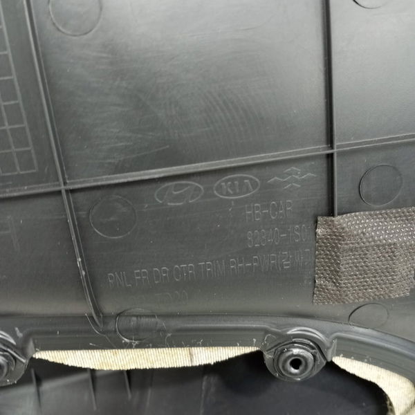 Forro De Porta Dianteira Direita Hyundai Hb20 Hatch 2019