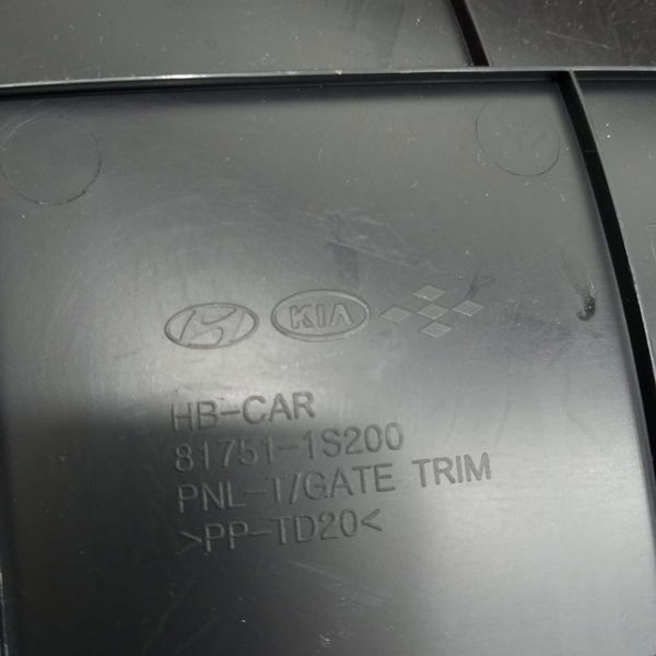 Moldura Tampa Traseira Hyundai Hb20 Hatch 2019