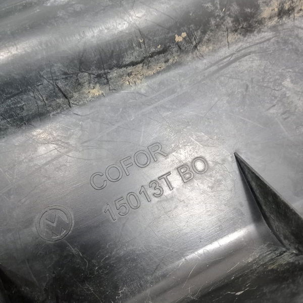 Defletor Esq Protetor Assoalho Peugeot 208 2016 Meia Detalhe