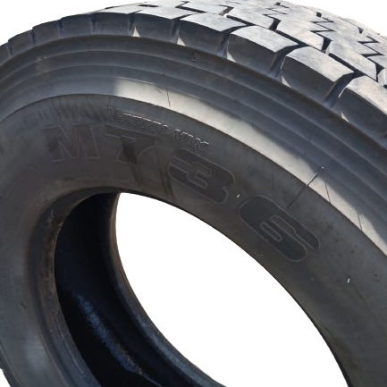 Pneu 295/80r22.5 152/148m M736 Tração Bridgestone