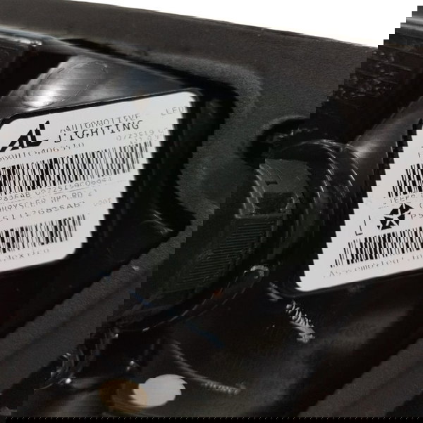 Lanterna Esquerda Tampa Traseira Jeep Compass 2020 Riscos Esquerdo Vermelho