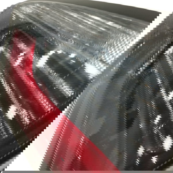 Lanterna Direita Tampa Traseira Jeep Compass 2020 Direito Cinza