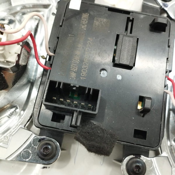 Luz Cortesia Teto Jeep Compass Gasolina 2020