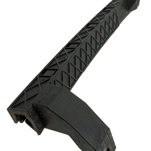Guia Vidro Traseiro Esquerdo Ford Ka 1.0 3cc 2020 Preto