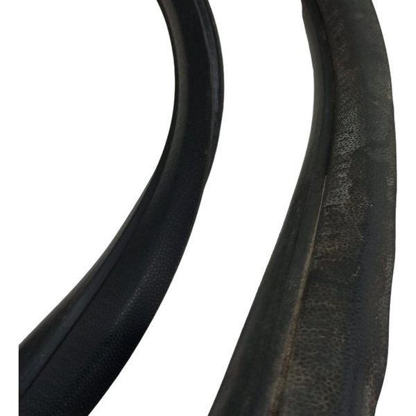 Borracha Porta Dianteira Direita Ford Ka 1.0 3cc 2020 Preto