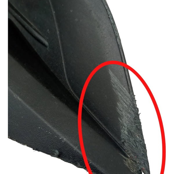 Moldura Esquerda Farol Auxiliar Ford Ka 1.0 2020 Detalhe Preto Esquerdo