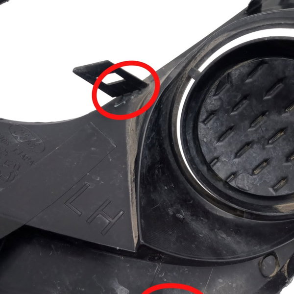 Moldura Esquerda Farol Auxiliar Ford Ka 1.0 2020 Detalhe Preto Esquerdo