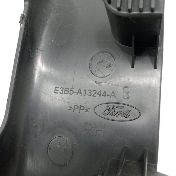 Soleira Traseira Direita Ford Ka 1.0 2020 Preto