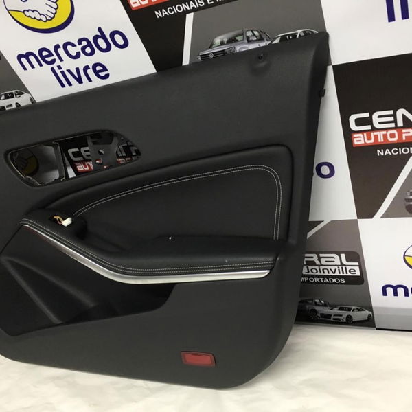 Forro De Porta Dianteiro Direito Mercedes Cla 200 1.6 2015