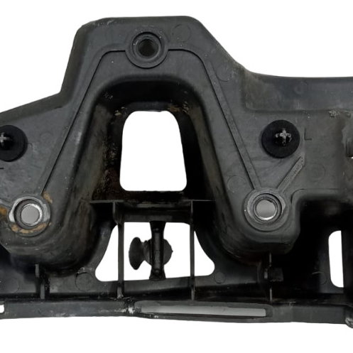 Guia Parachoque Traseiro Esquerdo Range Rover Sport 5.0 2012