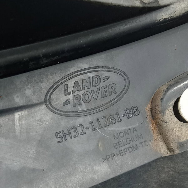 Aplique Esquerdo Paralama Tras. Range Rover Sport 5.0 2012