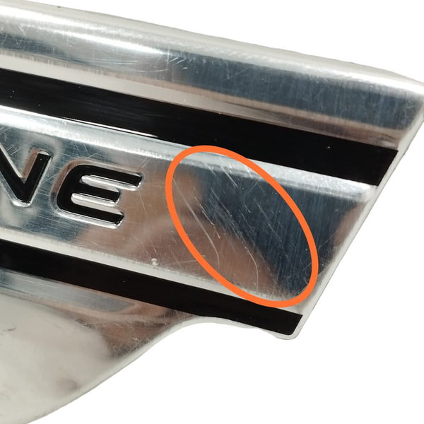 Emblema Comfortline Dianteiro Direito Vw Nivus 1.0 2022