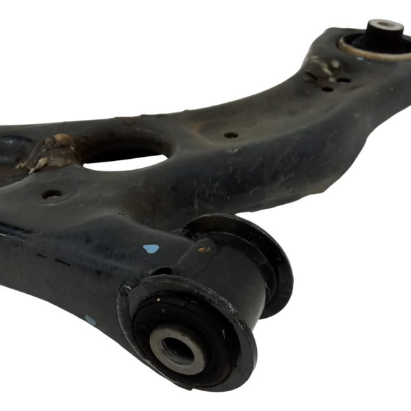 Bandeja Dianteira Direita Vw Nivus 1.0 Comfortline 2022
