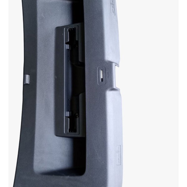 Acabamento Tampa Traseira Vw Nivus 1.0 Comfortline 2022 Preto