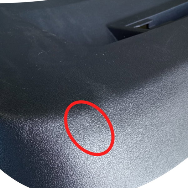 Acabamento Tampa Traseira Vw Nivus 1.0 Comfortline 2022 Preto