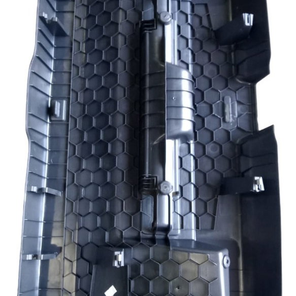 Acabamento Tampa Traseira Vw Nivus 1.0 Comfortline 2022 Preto
