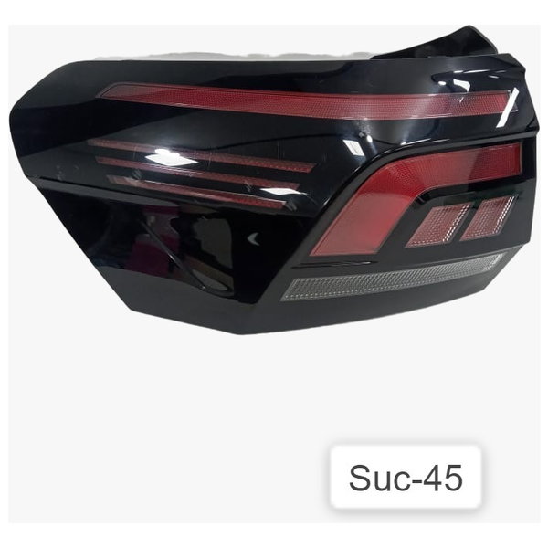 Lanterna Esquerda Vw Nivus 1.0 Comfortline 2022 Esquerdo Vermelho