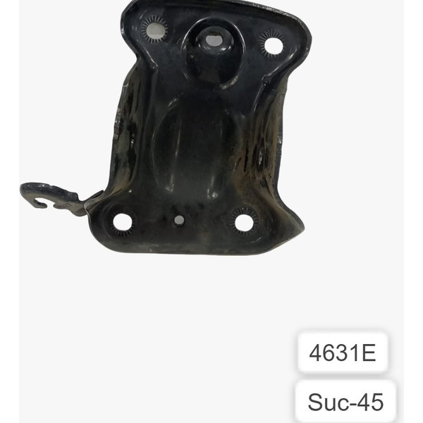 Suporte Facão Traseiro Esquerd Vw Nivus 1.0 Comfortline 2022