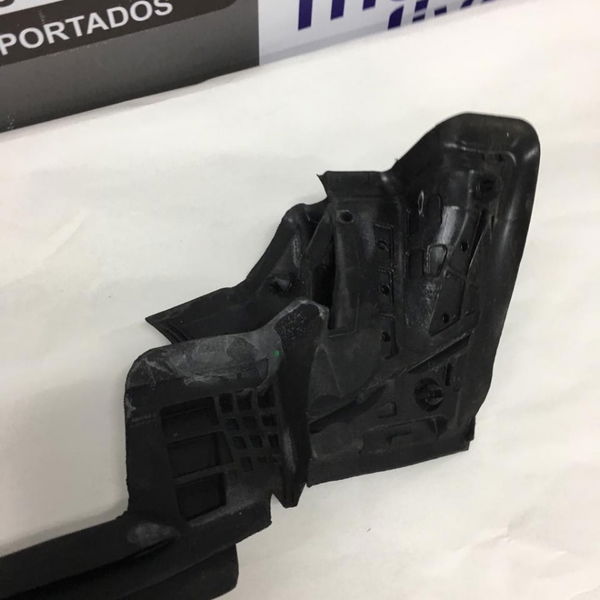 Pestana Interna Traseira Esquerda Mercedes Cla 200 2015