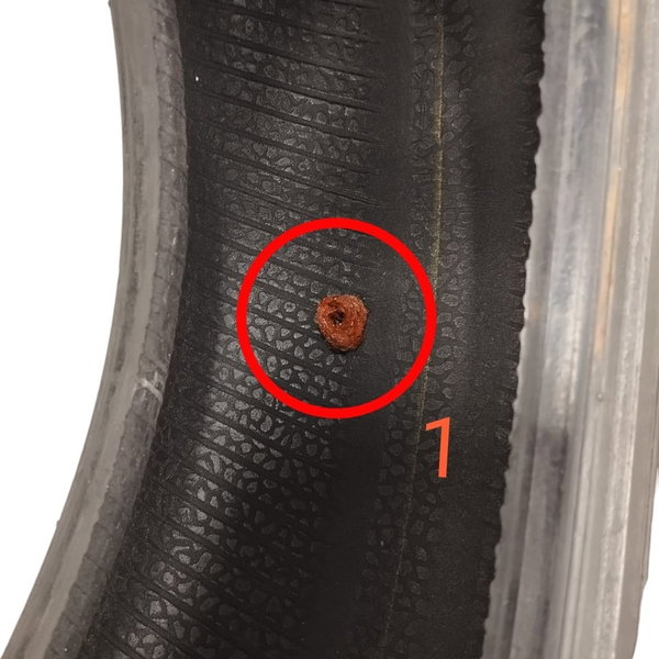 Pneu Cooper Classic Tuor 175/65 R14 Dot2617 Detalhe A1